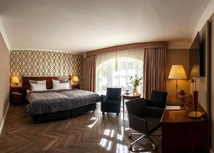 Parkhotel Engelsburg 4*